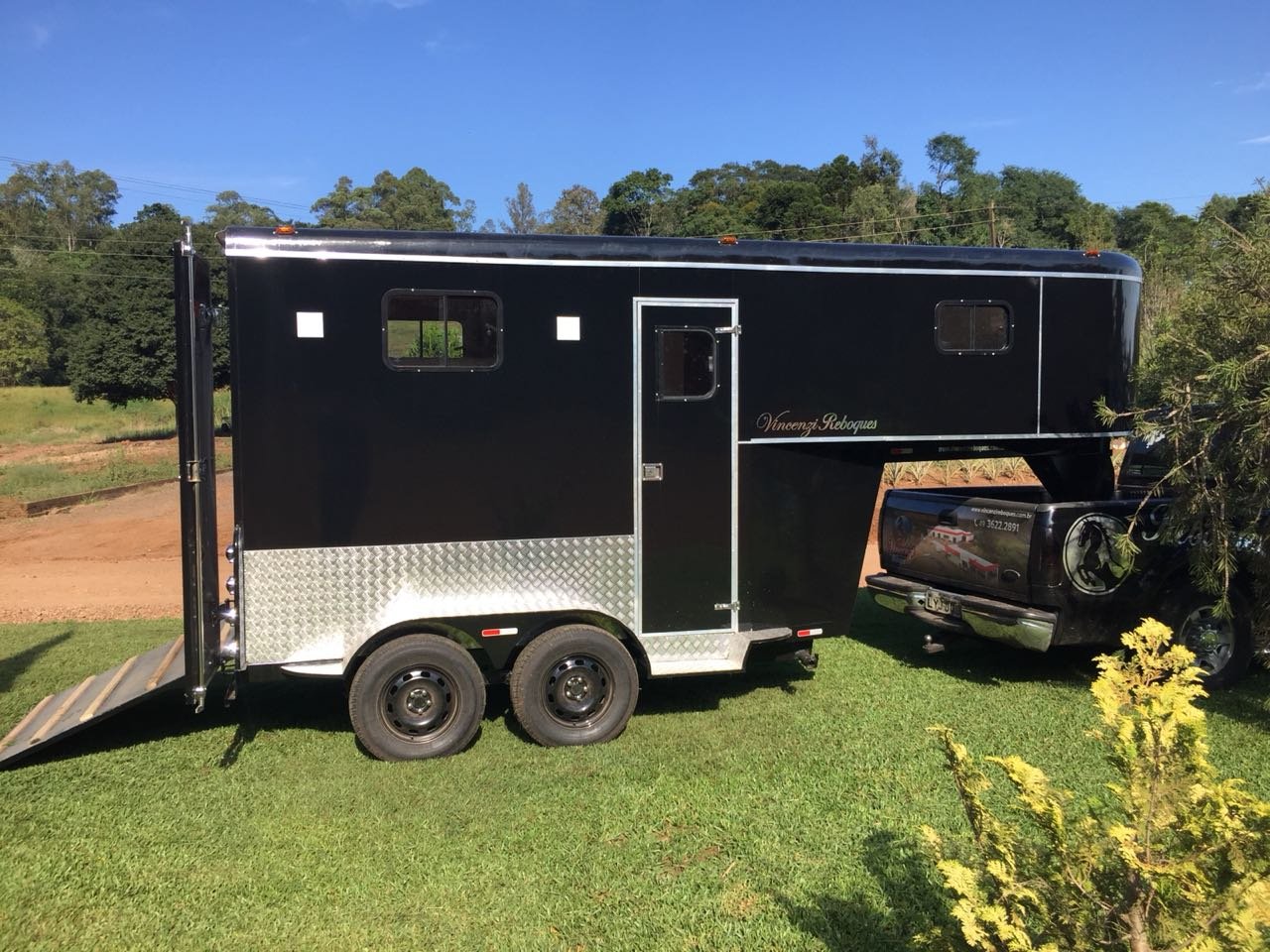 Reboques para Dois Cavalos